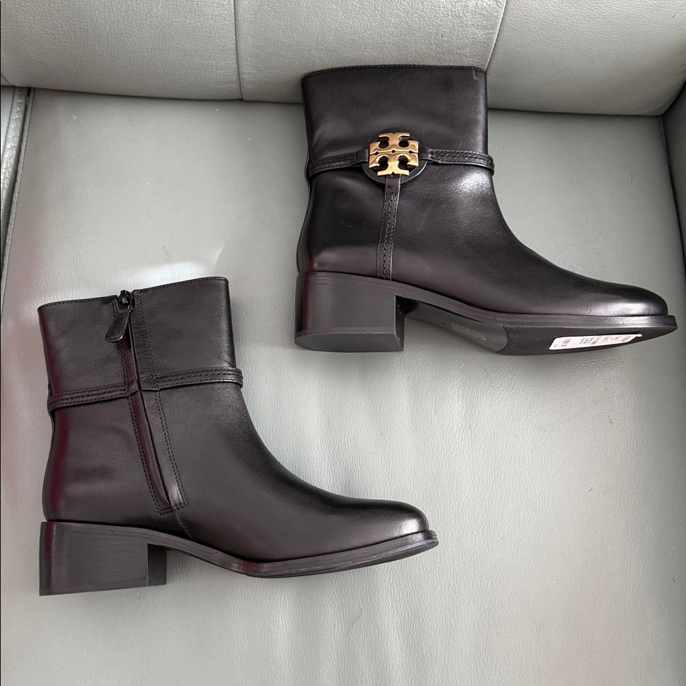 Tory Burch NWT Miller 45MM Leather Ankle Bootie - Picture 5 of 9